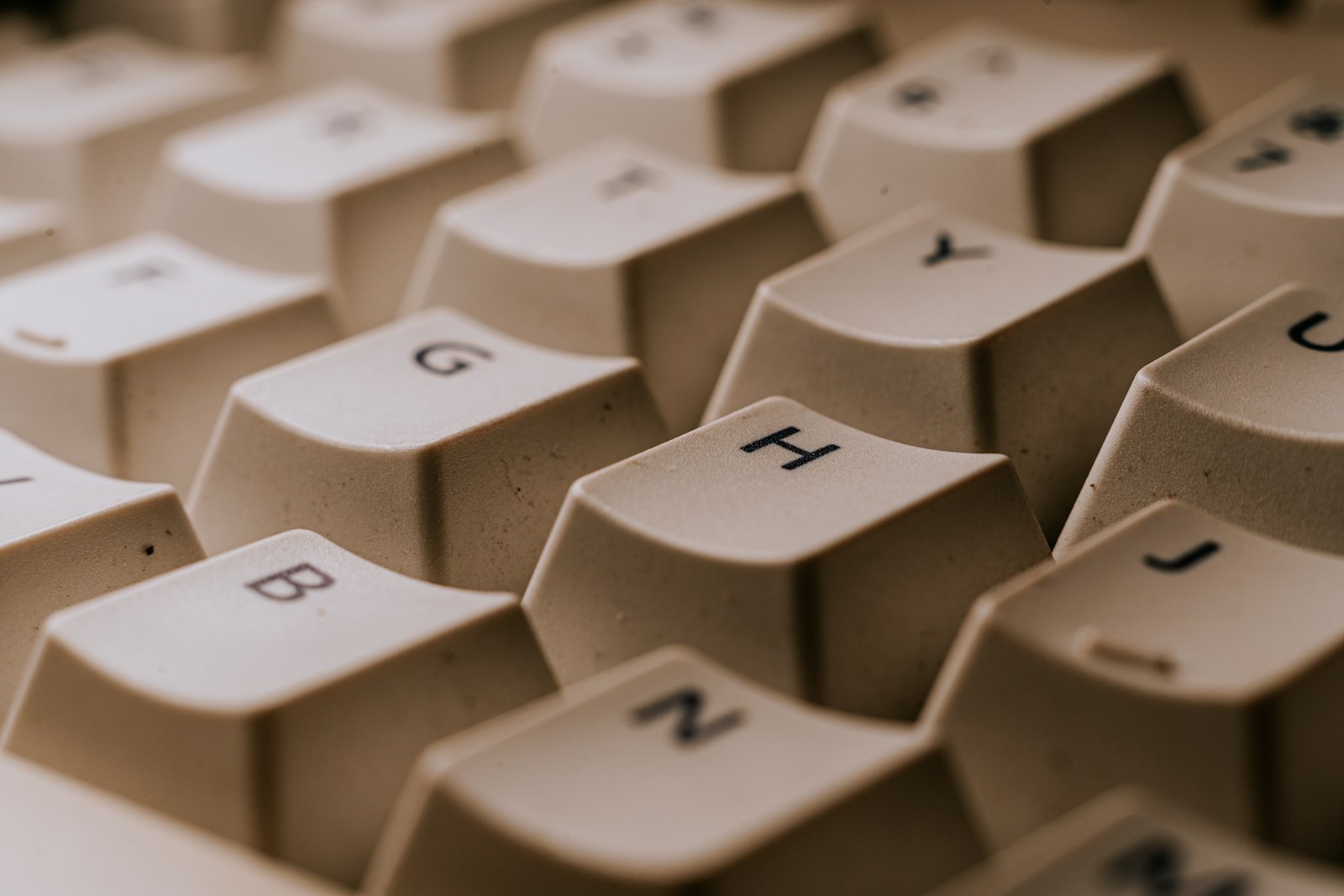 Teclado de computador retrô visto de perto